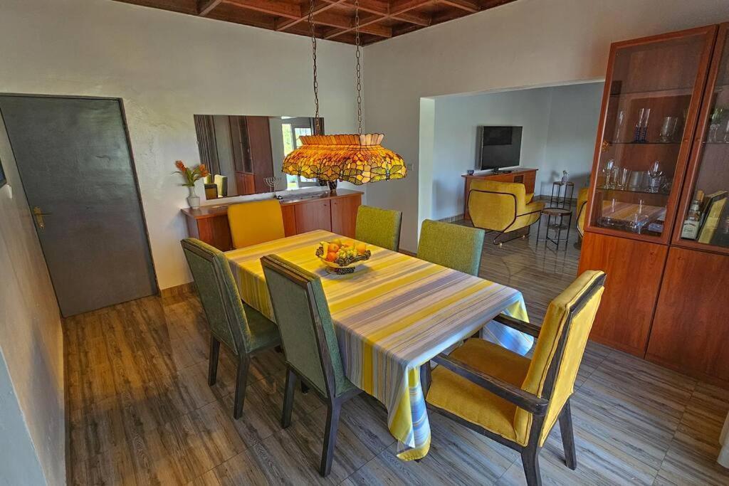 Complete 4-Bedroom House Facing Kigali Golf Course エクステリア 写真